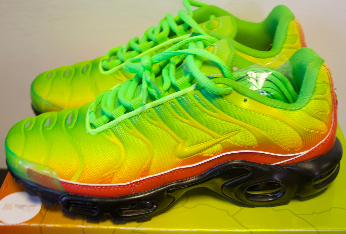Crisp Tn Plus “F##K Nike”