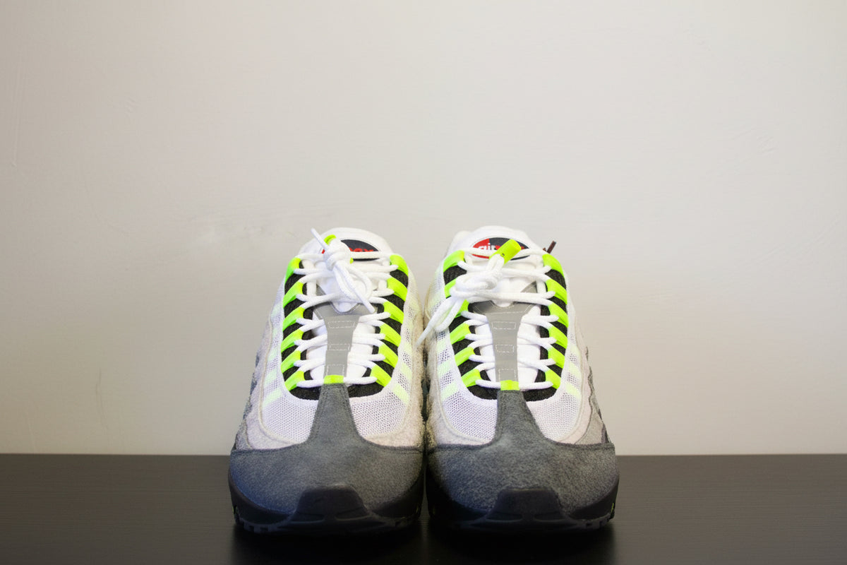 Nike Airmax 95 X Undefeated NYC Neon