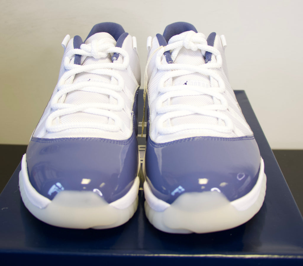 Jordan 11 Low Navy